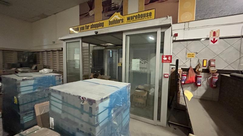 To Let commercial Property for Rent in Parow Western Cape
